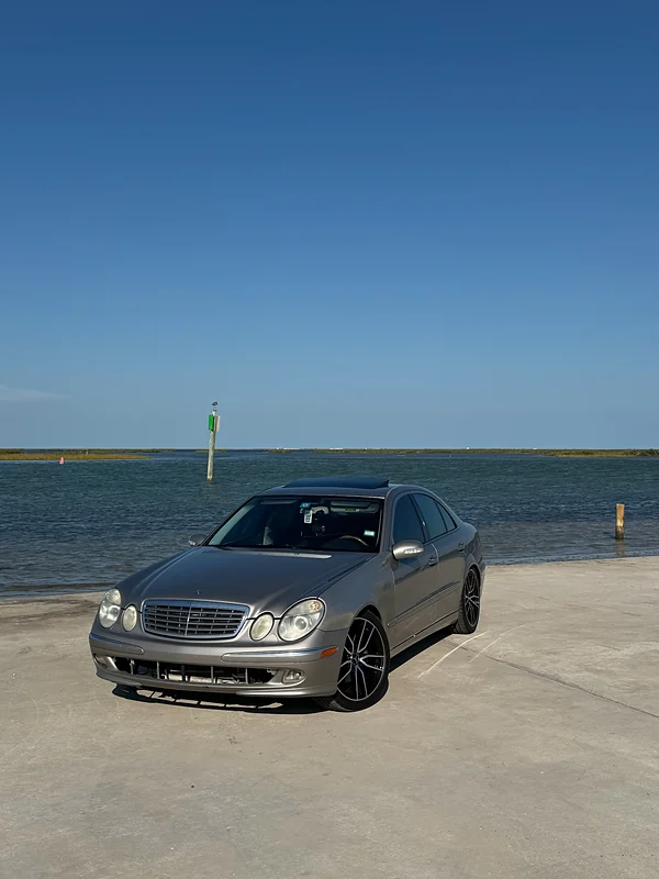 Silver W211 E500