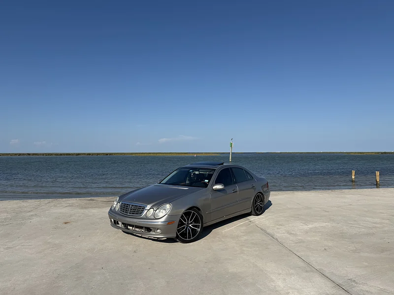 Silver W211 E500