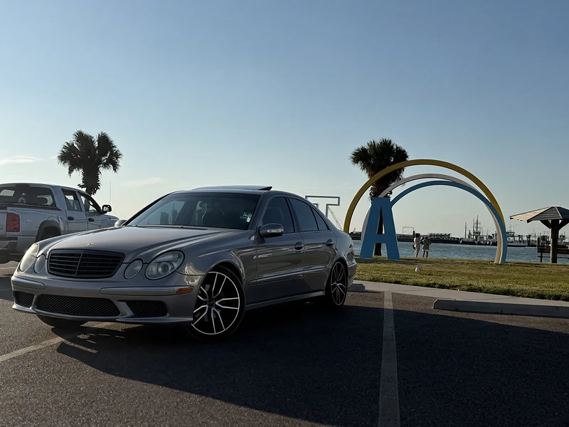 Silver W211 E500
